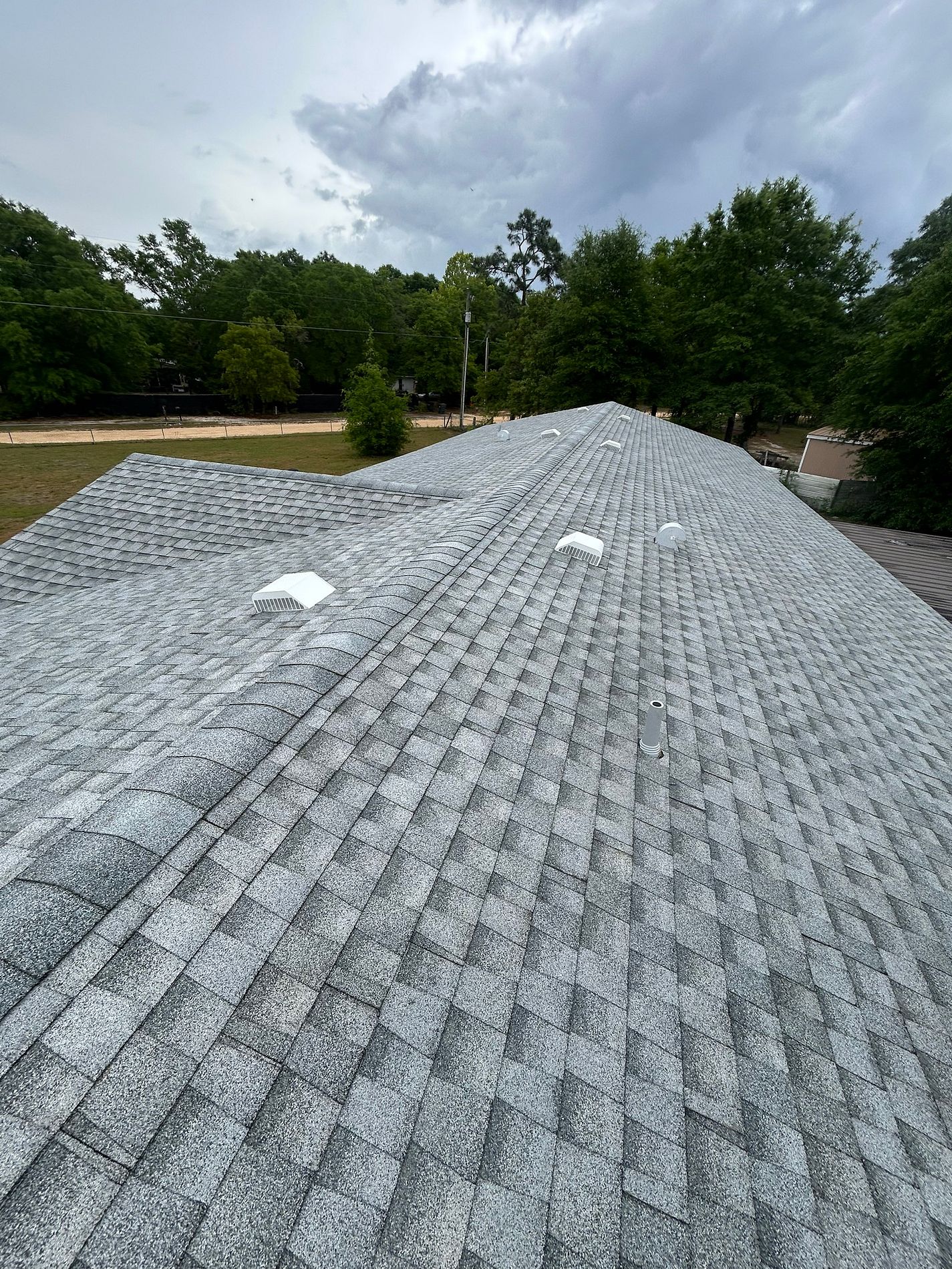Birchwood GAF Timberline HDZ architectural shingle roof installed in DeFuniak Springs, Florida