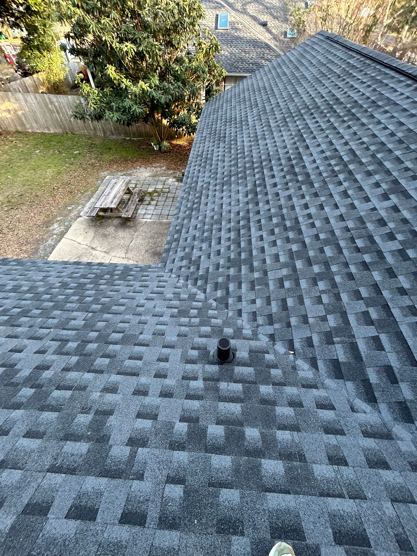 Charcoal GAF Timberline HDZ architectural shingle roof installed on a home in Ponce de Leon, Florida