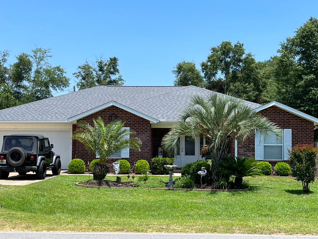 Pewter Gray GAF Timberline HDZ architectural shingle roof installed on a home in DeFuniak Springs, Florida