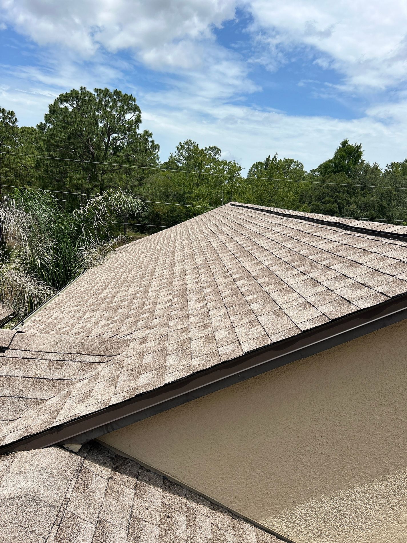Driftwood GAF Timberline HDZ architectural shingle roof installed on a home in Perry, Florida