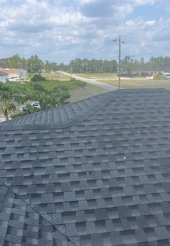 Charcoal GAF Timberline HDZ architectural shingle roof installed on a home in LaBelle, Florida