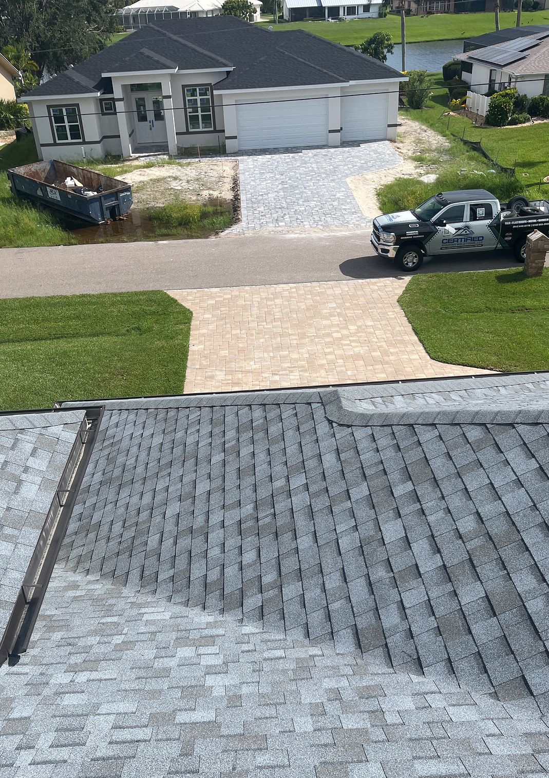 Owens Corning Quarry Gray architectural shingle roof installed on a home in Port Charlotte, Florida