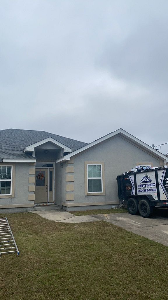Charcoal GAF Timberline HDZ architectural shingle roof installed on a home in Midway, Florida